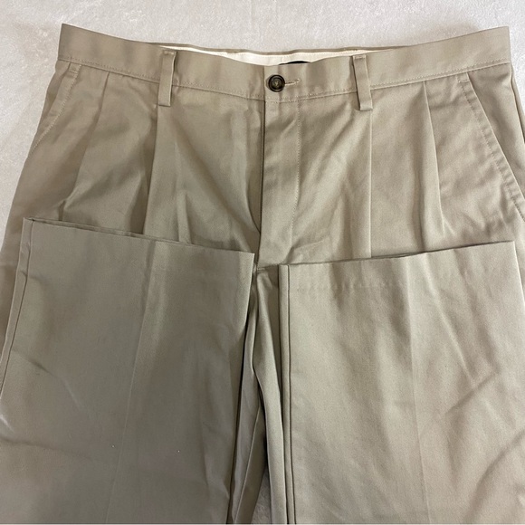 DOCKERS D3 Easy Khaki Tan Casual Pants Size 36 x 28 - Picture 2 of 9